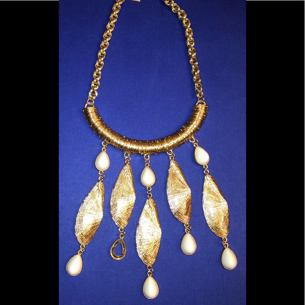 LILLY PULITZER STATEMENT NECKLACE